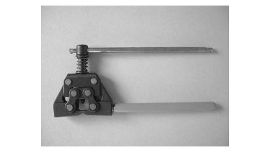 ローラーチェーンディタッチャー