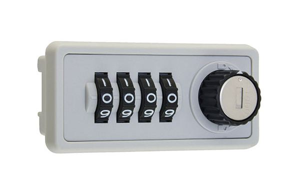 Ｌ－３３０ＨＡＷ－ＫＡ－Ｌ