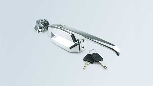 ＴＨＡ－ＫＡ－７０３Ｄ－１Ｋ