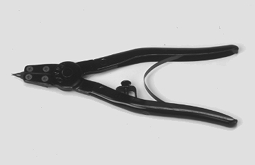 Ｃ形（穴用）プライヤー（先