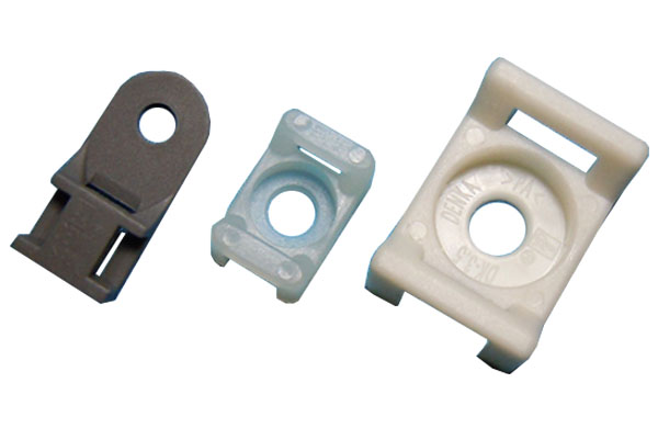 ネジ式結束バンド固定具（ＤＫ