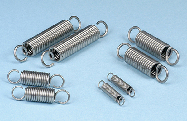 引張ばねＤＥ　アキュレイト製